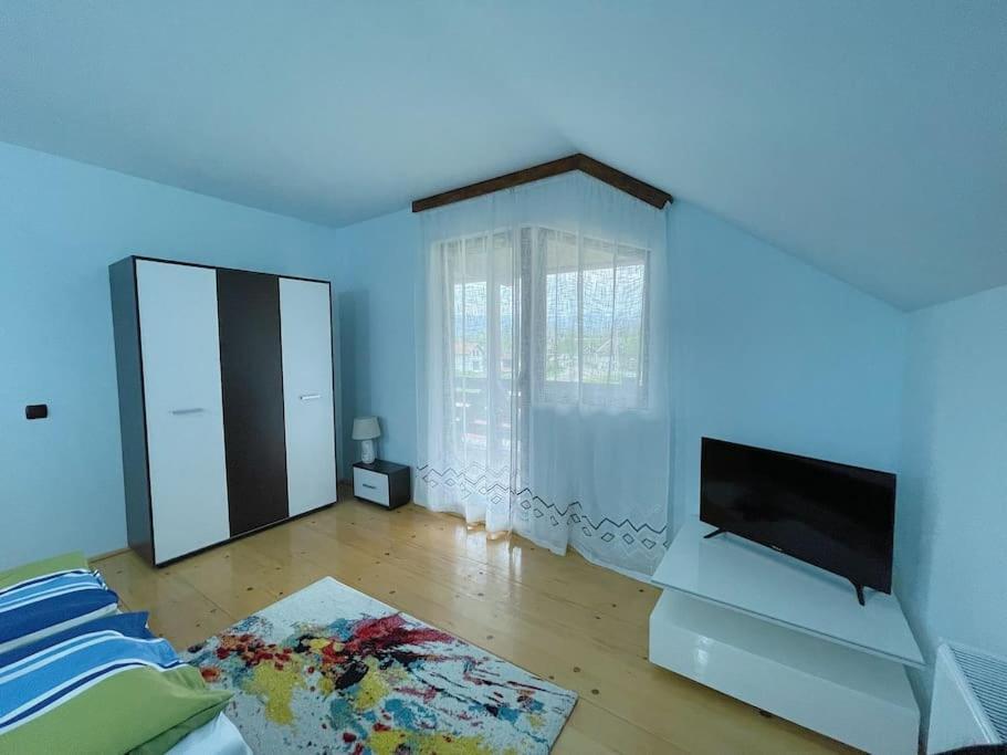 Casa La Doi Nuci Hotel Bradet  Екстериор снимка