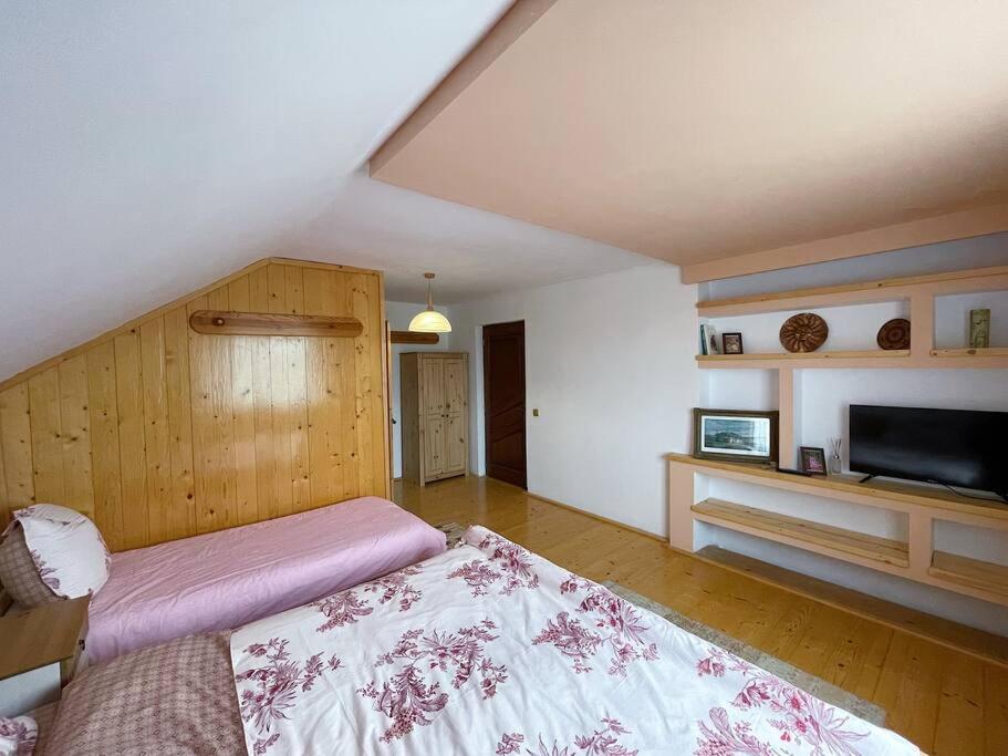 Casa La Doi Nuci Hotel Bradet  Екстериор снимка