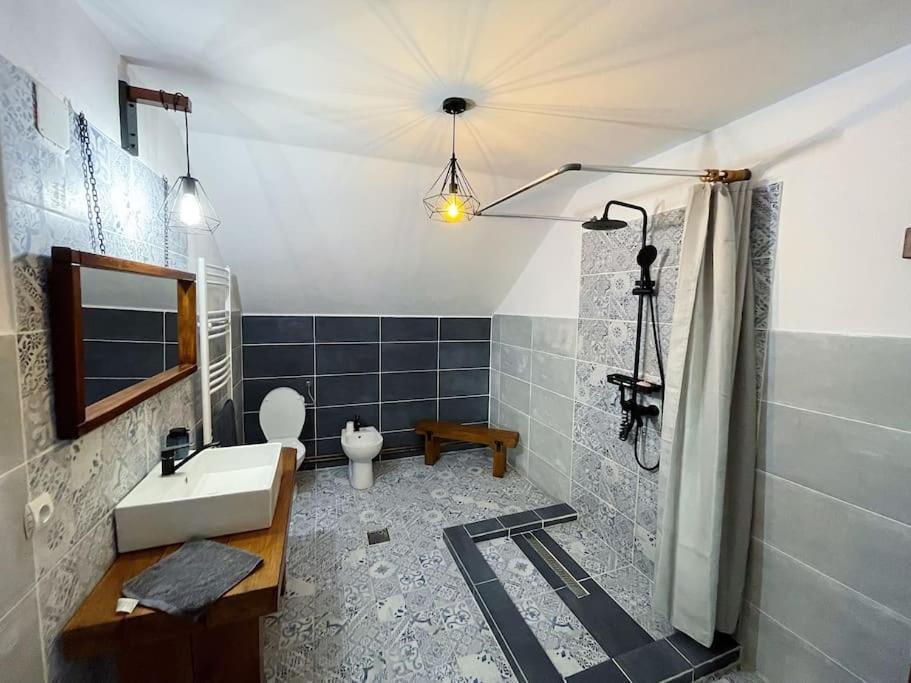 Casa La Doi Nuci Hotel Bradet  Екстериор снимка